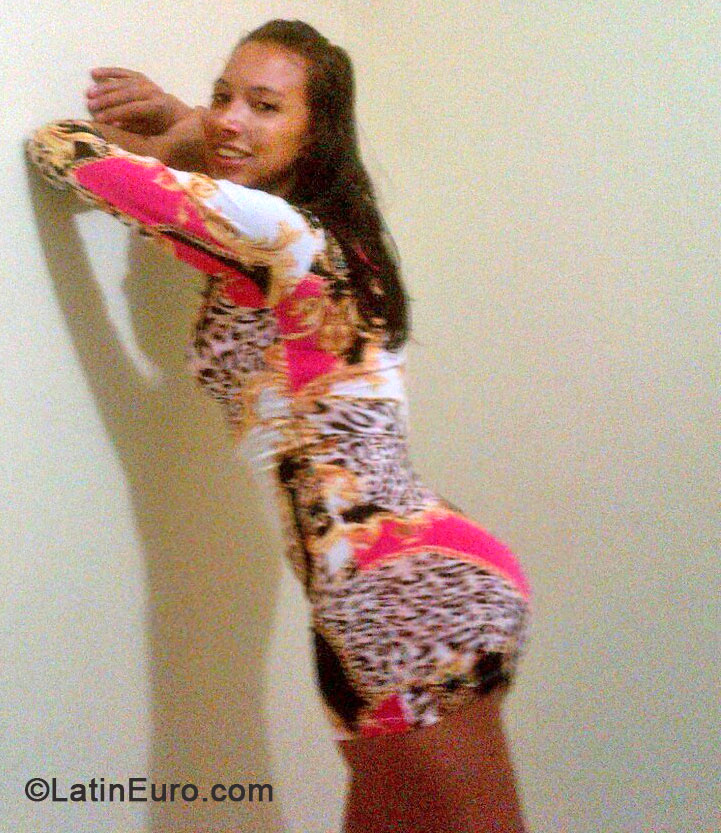 Date this fun Dominican Republic girl Luz m. from Santiago DO17735