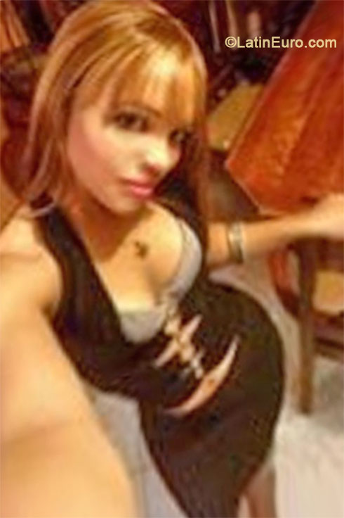 Date this exotic Dominican Republic girl Jazmin from Santo Domingo DO55744
