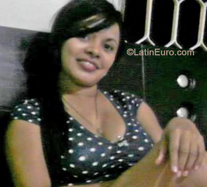 Date this pretty Colombia girl Kelly from Sincelejo Sucre CO14561