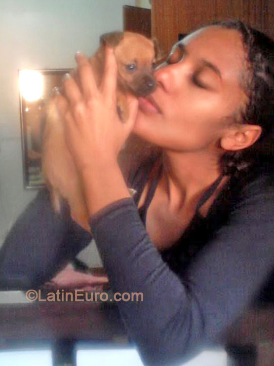 Date this exotic Brazil girl Veronica from Cambe BR8306