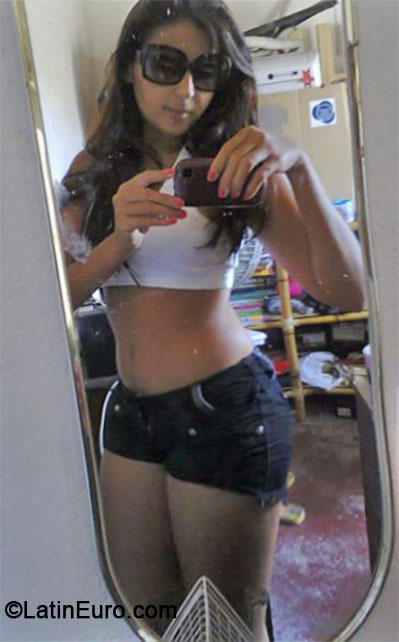 Date this beautiful Brazil girl Vanda from Natal BR8338