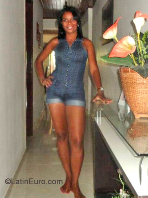 Date this cute Brazil girl Liliane from Camacari BR8424