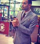 nice looking Dominican Republic man  from London GB741