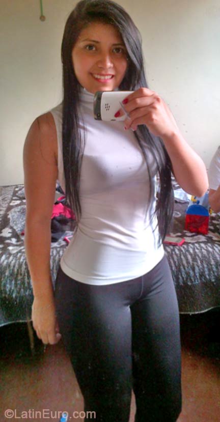 Date this foxy Colombia girl Tania from Bogota CO14796