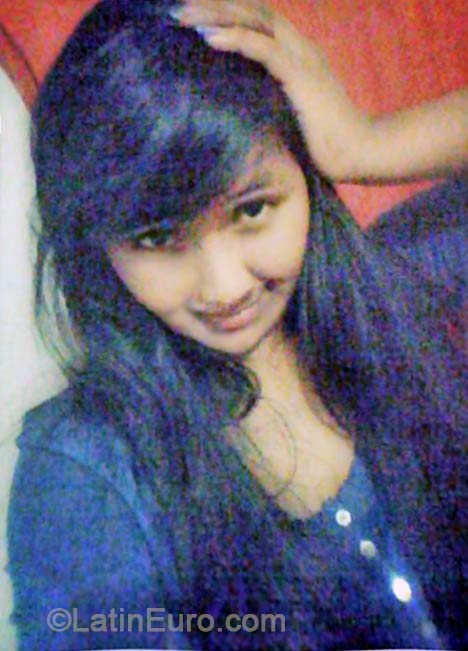 Date this beautiful Peru girl Maria from Lima PE894