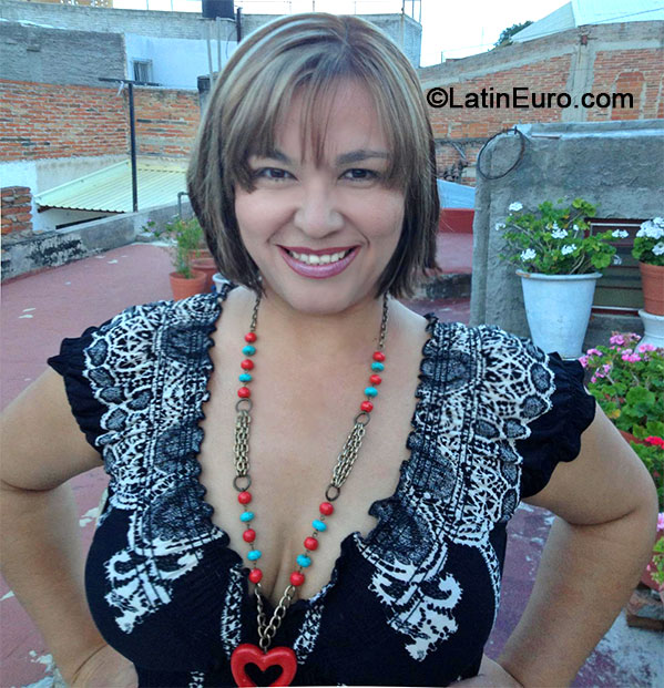 Date this tall Mexico girl Carmen from Guadalajara MX1272