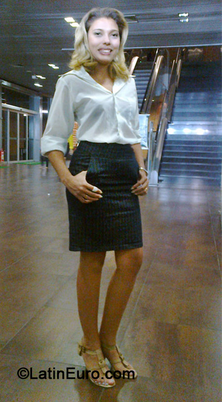 Date this lovely Brazil girl Milene86 from Belem BR9317