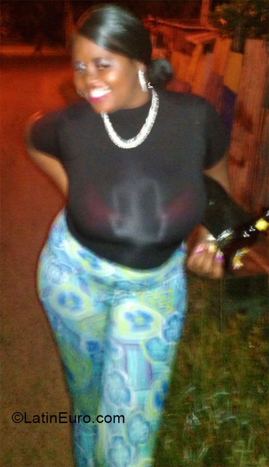 Date this funny Jamaica girl Nooks408 from Kingston JM1629