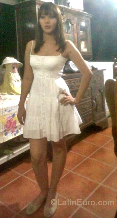 Date this sensual Honduras girl Pamela from San Pedro Sula HN969