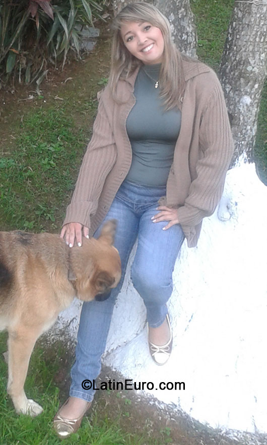 Date this young Brazil girl Kely from Petrolina BR8757