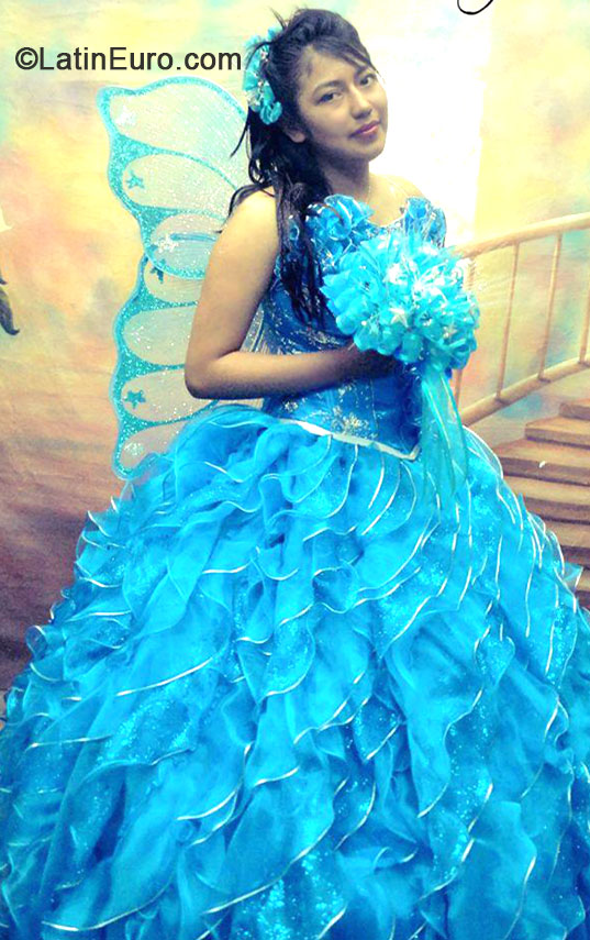 Date this gorgeous Mexico girl Damaris from Toluca MX1282