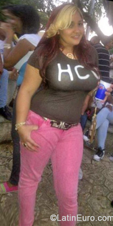 Date this hard body Dominican Republic girl Lorena from Puerto Plata DO19137