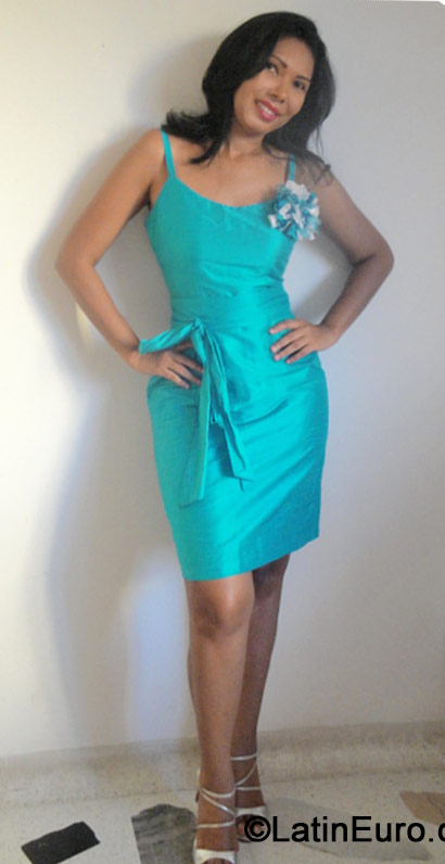 Date this stunning United States girl Mary from Miami CO15307