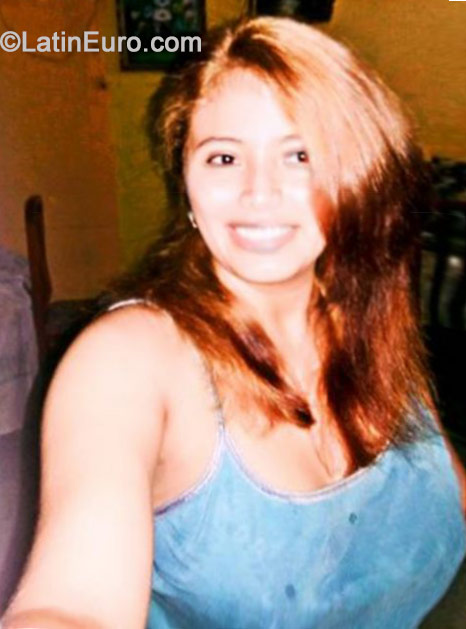 Date this stunning Panama girl Natalia Yohana from Panama PA425