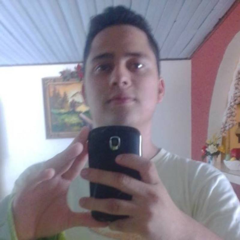 Date this funny Honduras man Erick from Tegucigalpa HN1047