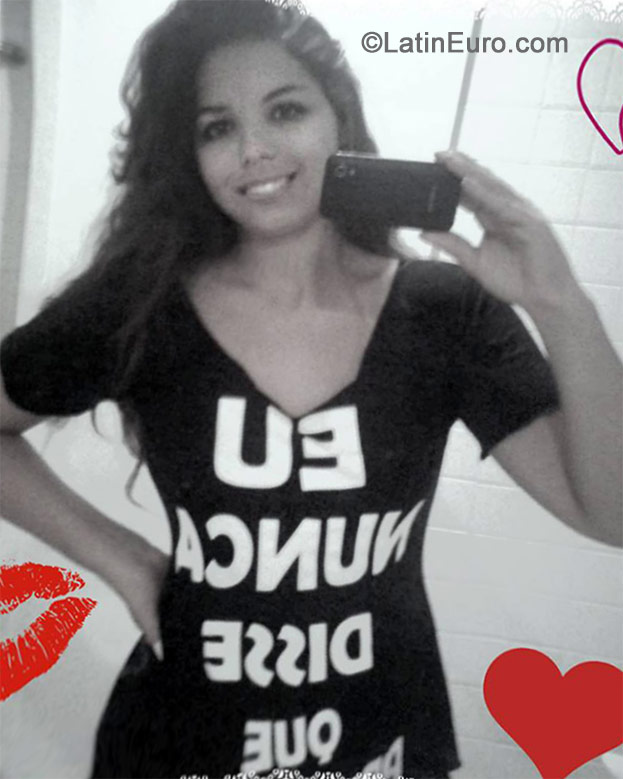 Date this funny Brazil girl Marcela from Rio De Janeiro BR8842