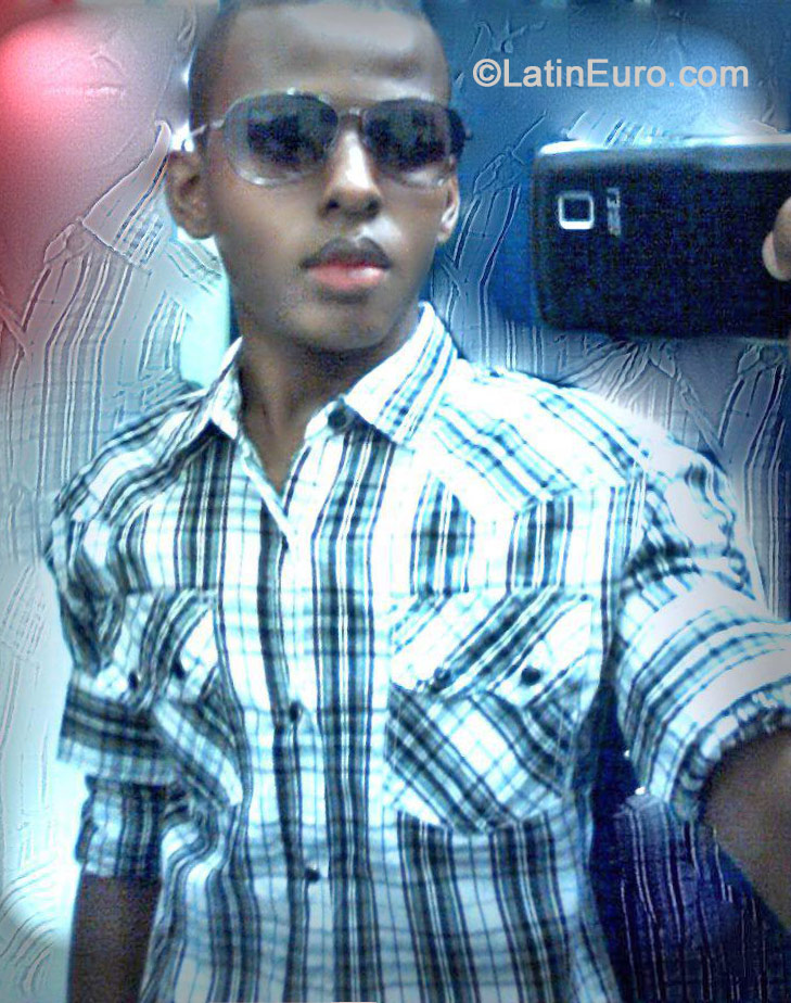 Date this delightful Brazil man Joab from Salvador BR8846