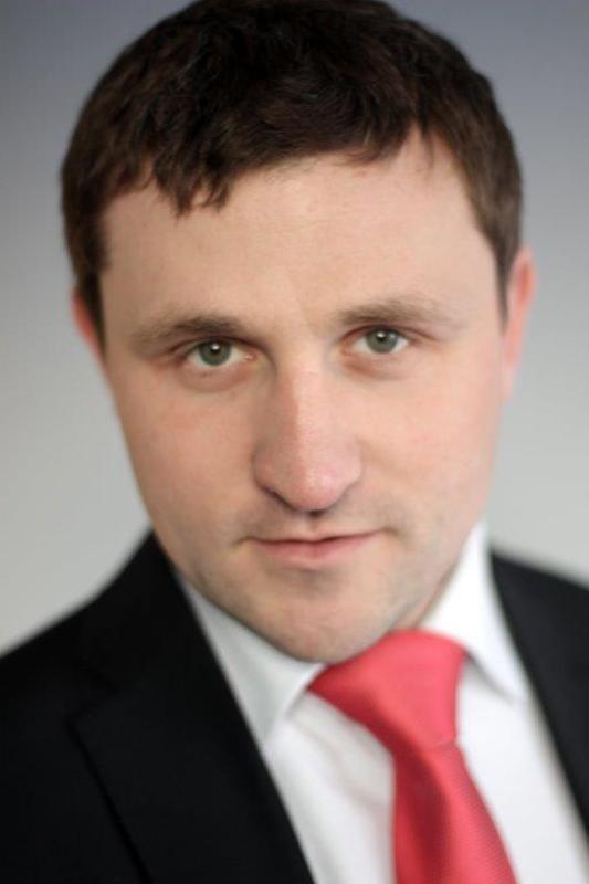 Date this gorgeous Any Country man Piter from Moscow (*Honduras) RU52