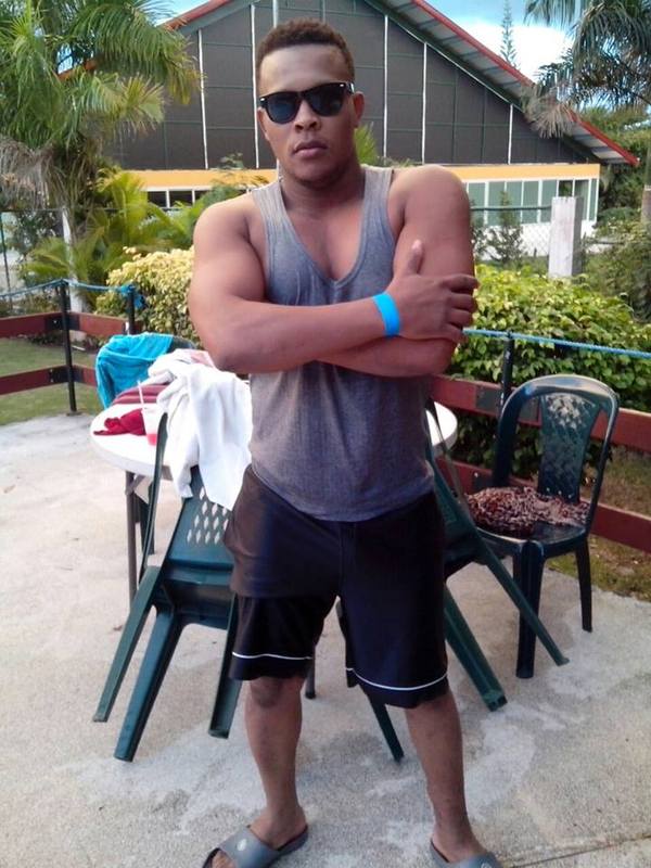 Date this sultry Dominican Republic man Yoni from La Vega DO19367
