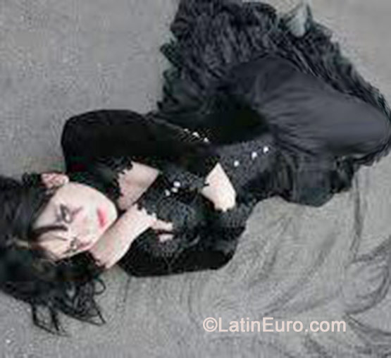 Date this nice looking Honduras girl Aracely from Tegucigalpa HN1093