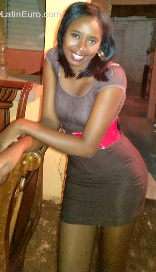 Date this gorgeous Dominican Republic girl Yohanni from San Pedro De Macoris DO19457