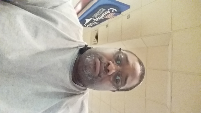 Date this young United States man Baddboyy from Colonial Beach US15176