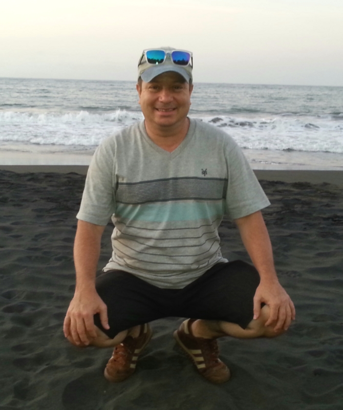 Date this voluptuous Costa Rica man John Martin from San Jose CR309