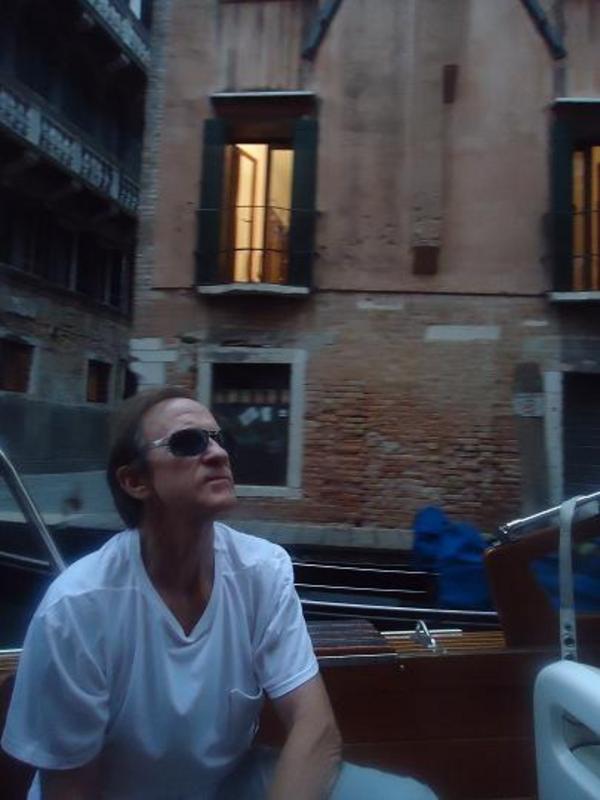 Date this fun Spain man JFVF from Zaragoza ES286