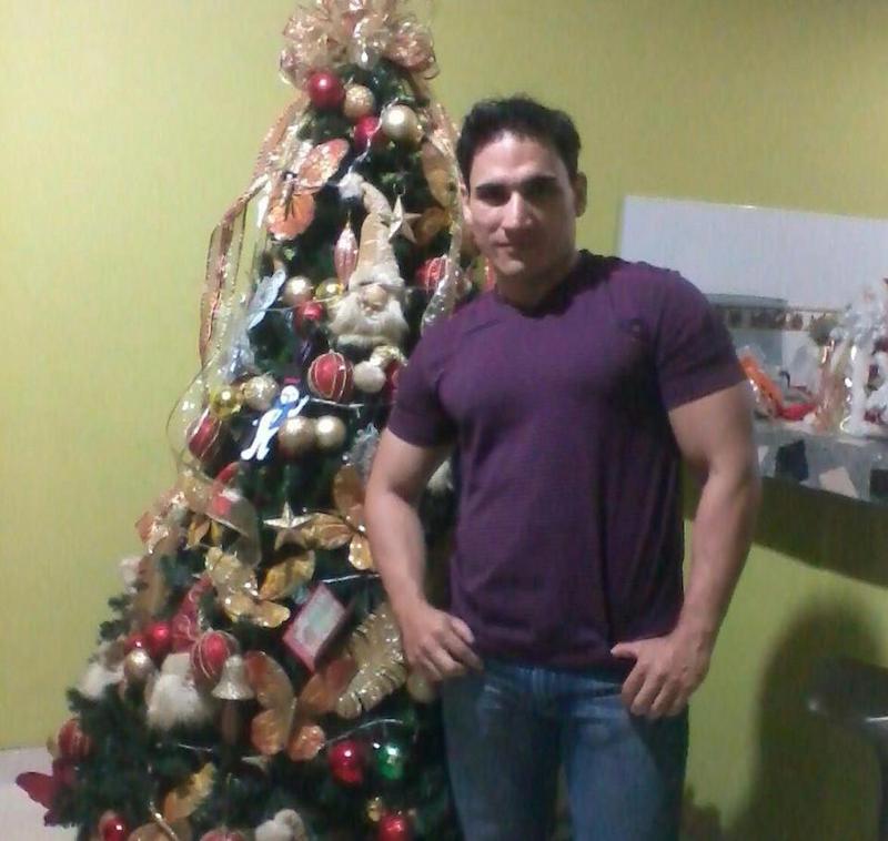 Date this voluptuous Colombia man Johan from Bogota Dc CO15671