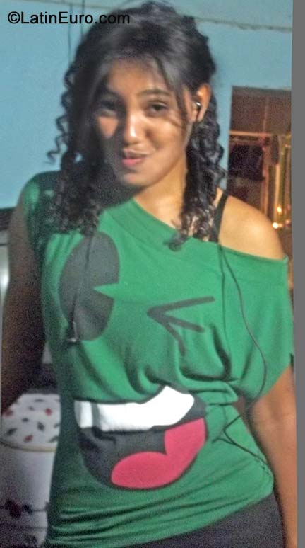 Date this sensual Brazil girl Hortencia from Petrolina BR8921