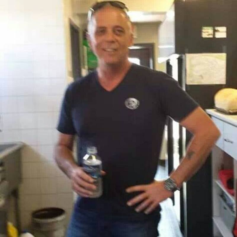 Date this voluptuous Colombia man Gary from Tulua CO15733