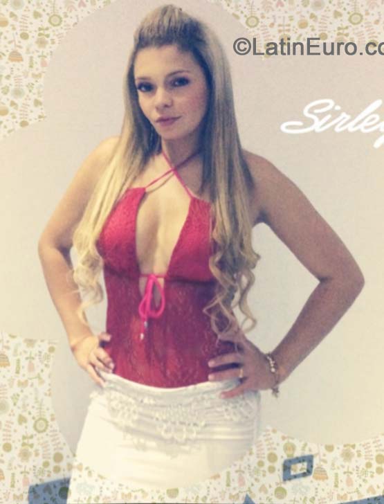 Date this good-looking Colombia girl Sirley from Medellin CO15796