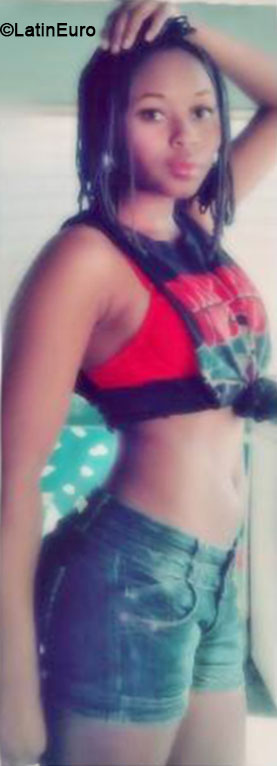 Date this pretty Honduras girl Maury Giselle from San Pedro Sula HN1192