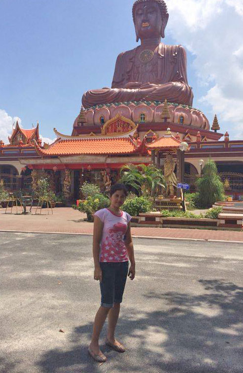 Date this funny Philippines girl Emelie from General Santos City PH681