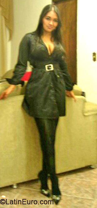 Date this sultry Brazil girl Fernanda from Belo Horizonte BR8977