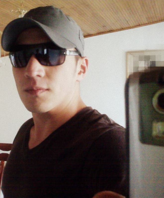 Date this charming Colombia man Harrison from Medellin CO16066