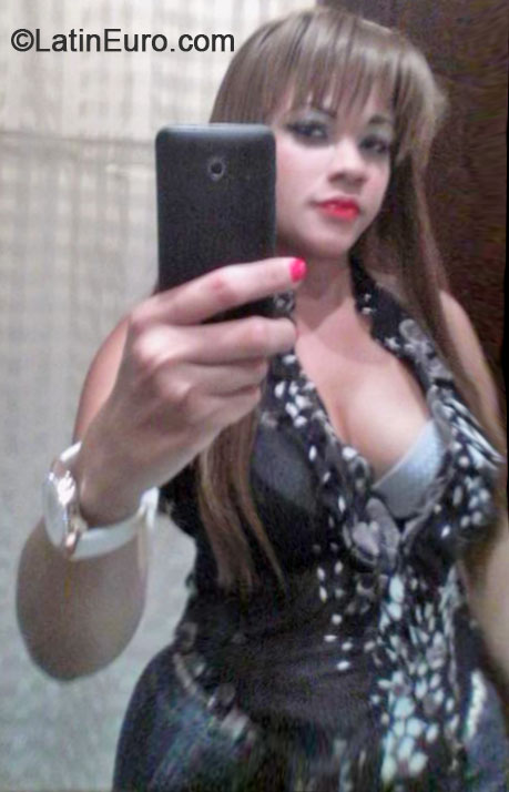 Date this funny Dominican Republic girl EMILCY from Santo Domingo DO56540