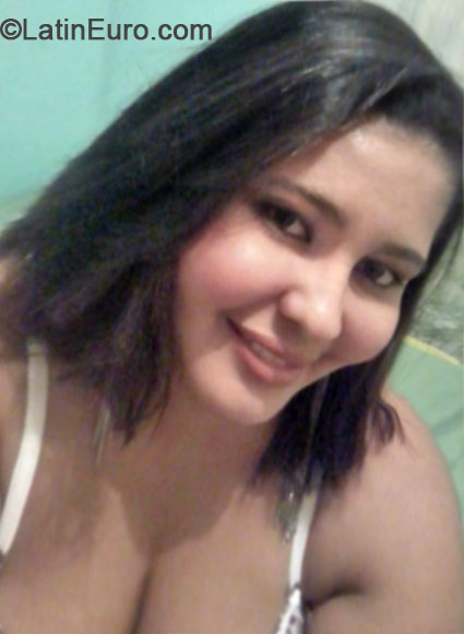 Date this gorgeous Brazil girl Manoely from Manaus BR9052