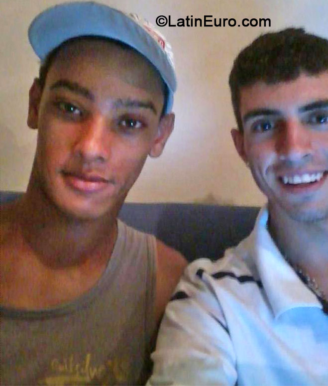 Date this exotic Brazil man Vando from Rio De Janeiro BR9054