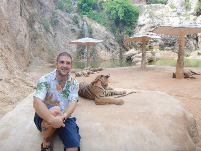 Date this pretty Brazil man Bestija from Salvador BR9064