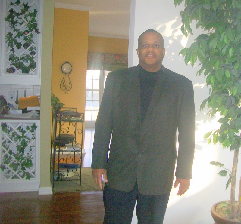 Date this lovely United States man Ernie from Kennesaw US15578