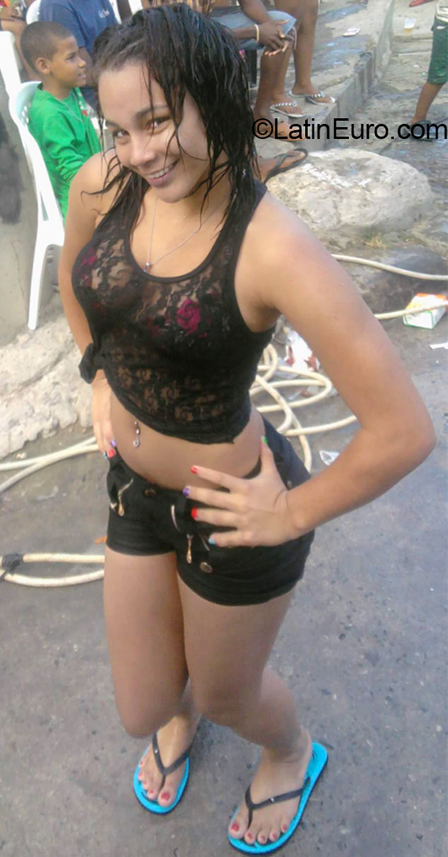 Date this tall Dominican Republic girl Modelizza from Santo Domingo DO20215