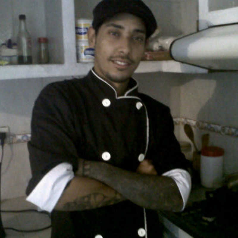 Date this hard body Venezuela man Alonso from Caracas VE316