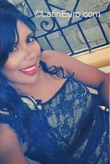 Date this voluptuous Dominican Republic girl Olga from Santo Domingo DO20469