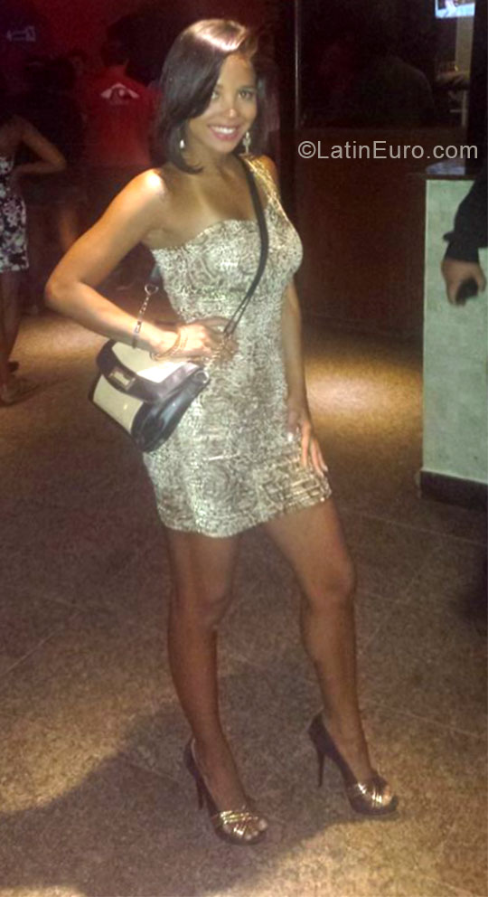 Date this stunning Brazil girl Samyra from Rio De Janeiro BR9129