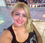 lovely Venezuela girl Emanuelle from Valencia VE337