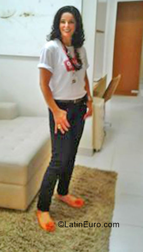 Date this delightful Brazil girl Adriana from Volta Redonda BR9131