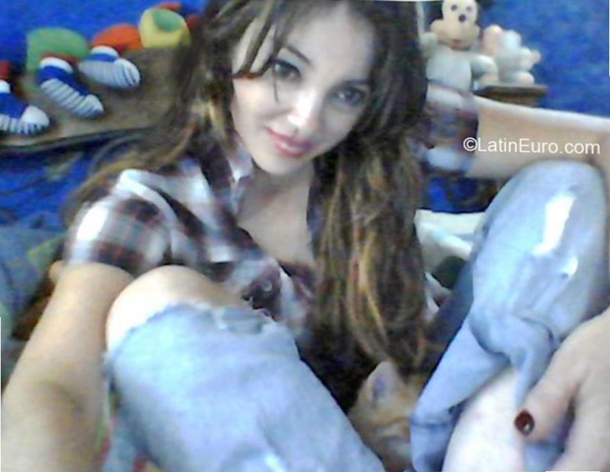 Date this cute Colombia girl Lilian from Cali CO16620