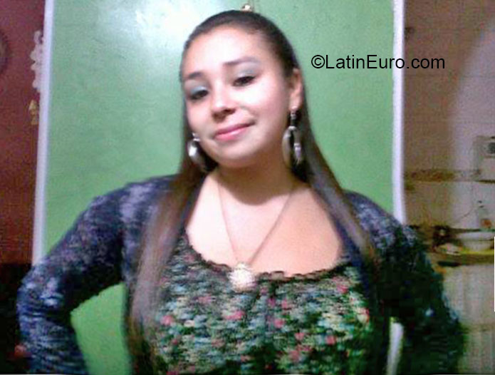 Date this lovely Colombia girl Ana from Villavicencio CO16624