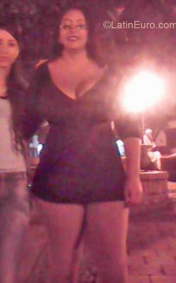 Date this sultry Colombia girl Yolima from Medellin CO16661